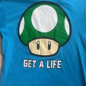 Nintendo Super Mario Get A Life Mushroom graphic T shirt M